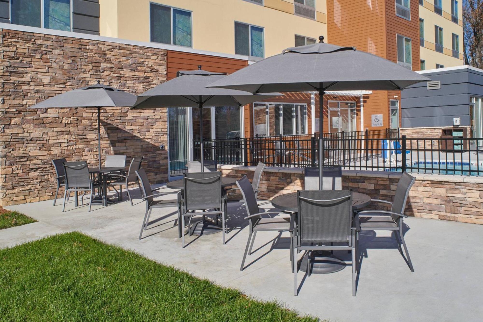 Fairfield Inn & Suites By Marriott Louisville Jeffersonville Exteriör bild
